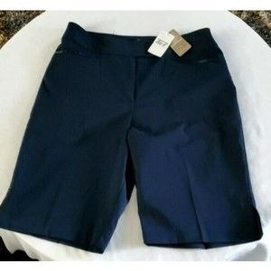 NWT Tail Tech Women’s 21" Navy Golf Bermuda Shorts W/Slant Pocket Size 6
